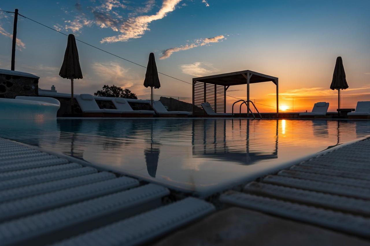 Symmetry Suites Akrotírion Екстериор снимка
