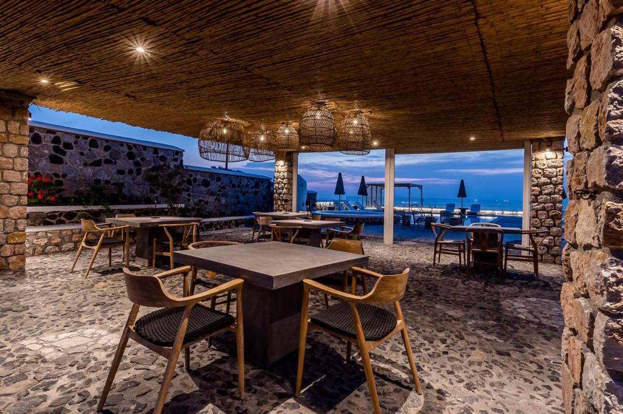 Symmetry Suites Akrotírion Екстериор снимка